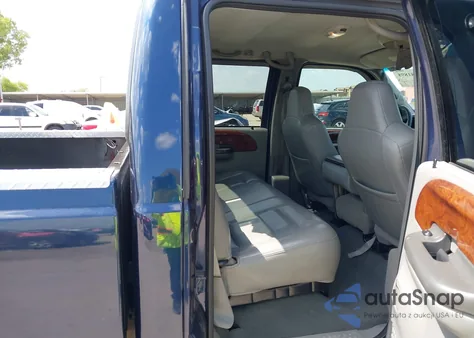 2003 Ford F-250 Lariat/Xl/Xlt from USA, damaged, VIN 1FTNW20F43EA79703